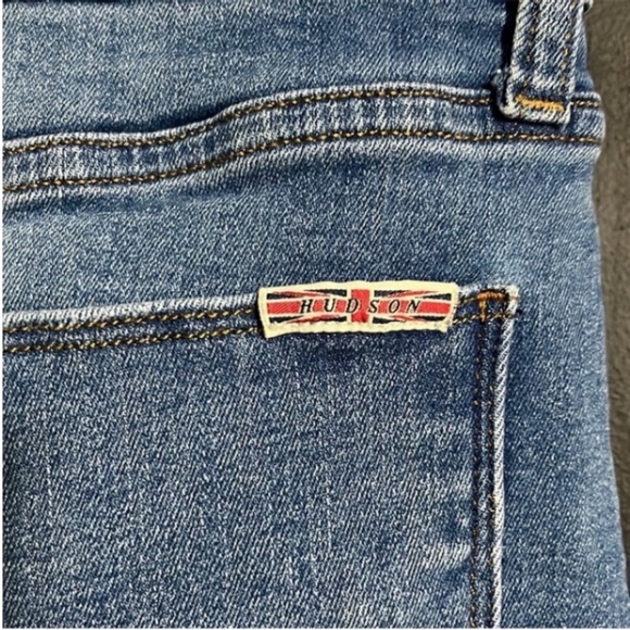 Hudson Vivid Skirt Stretch Raw Hem Size: 30 - Picture 6 of 9